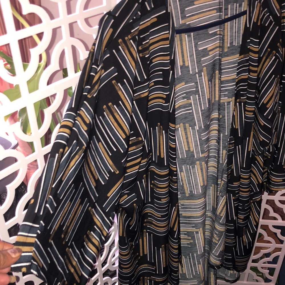 Lularoe ✅3/$15 in bundles of 3 or more) exp 11/30/23